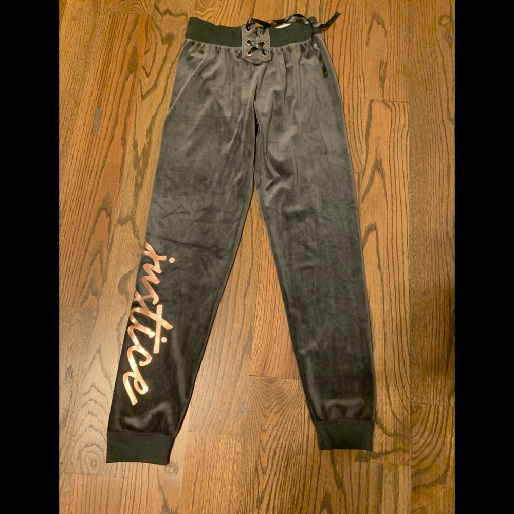 Justice jogger.